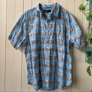 Men’s XXL striped Hawaiian shirt